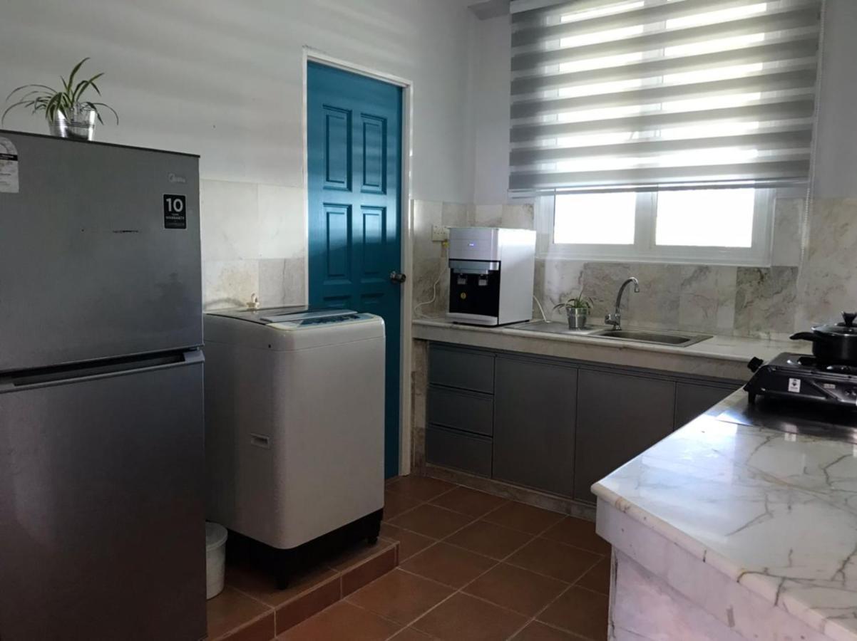Blue Andaman Seaview Families Suite Apartment Kuah Kültér fotó
